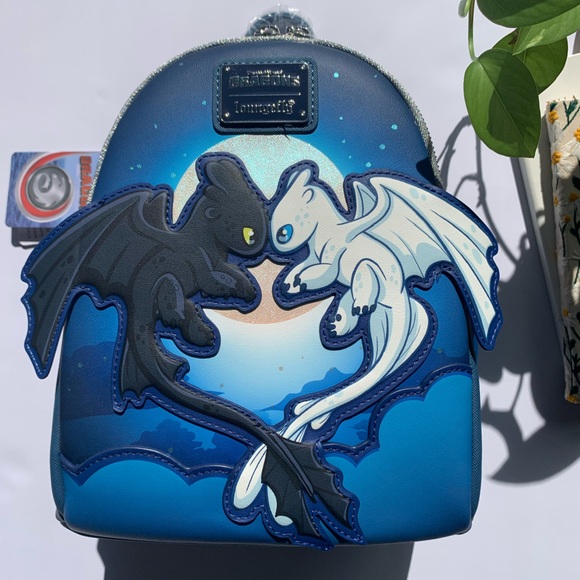 New Loungefly How to Train Your Dragon mini Backpack - Picture 3 of 6